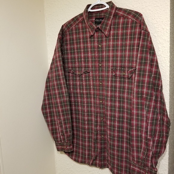 Eddie Bauer Button-Up